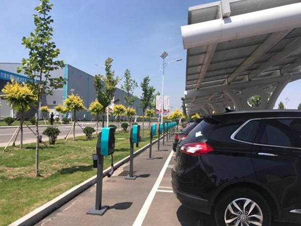 車樁比要從2.5:1提到1:1，國常會(huì)力挺的這個(gè)市場(chǎng)或?qū)⑻舸罅? />
						</div>
					</div>
					<div   id=